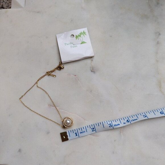 NIB Pacific Palm Pearl Necklace & Bracelet Set | Women’s Jewelry Gift Set - Picture 5 of 6